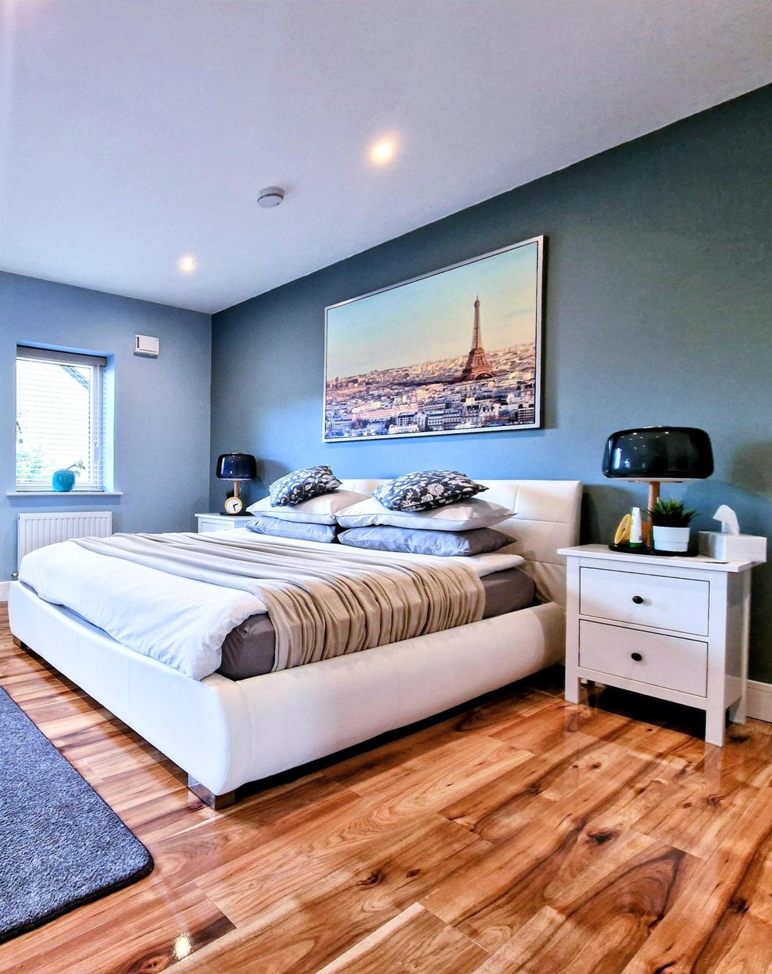 Master Bedroom With Ensuite لُكَن المظهر الخارجي الصورة