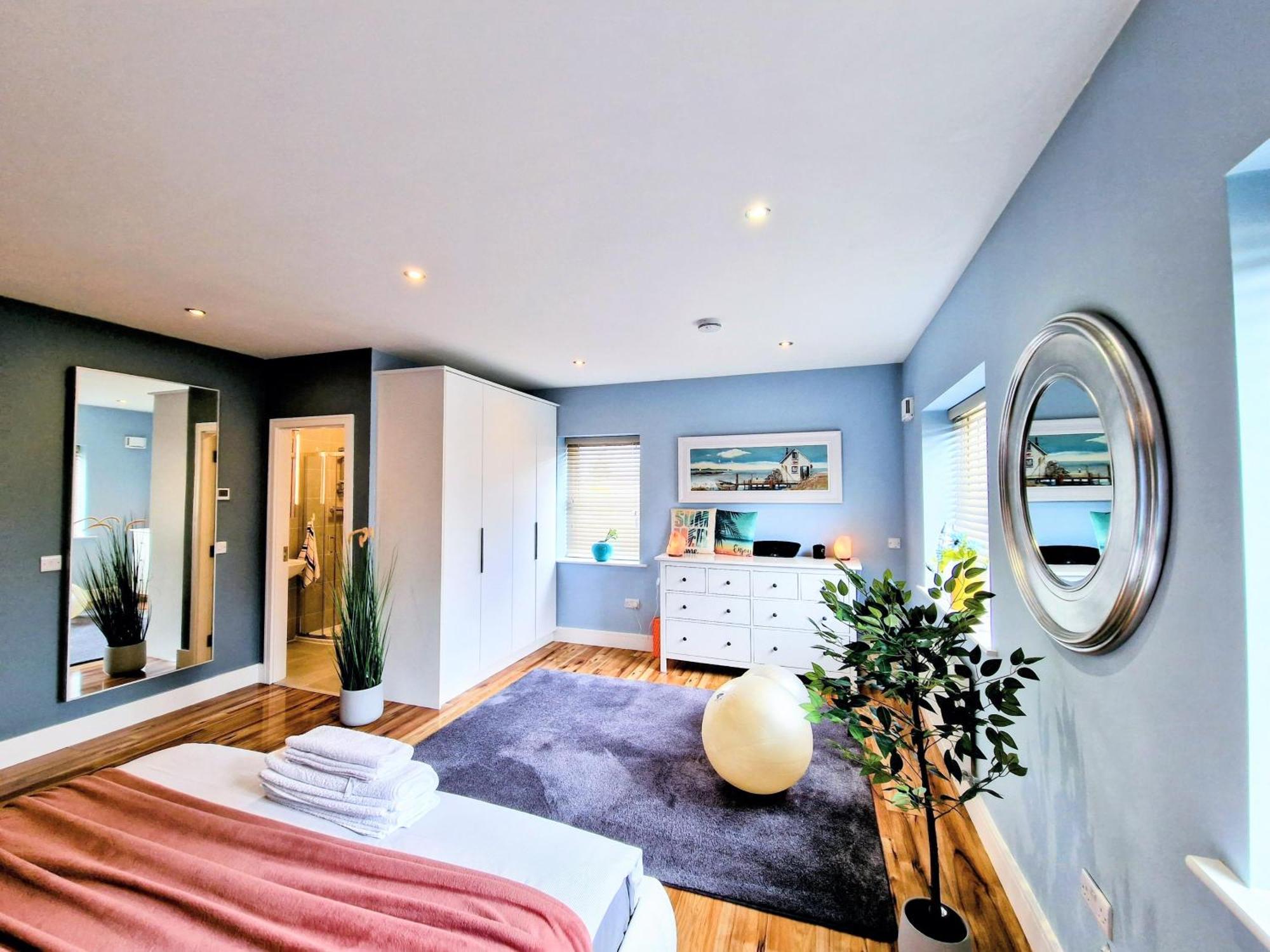 Master Bedroom With Ensuite لُكَن المظهر الخارجي الصورة
